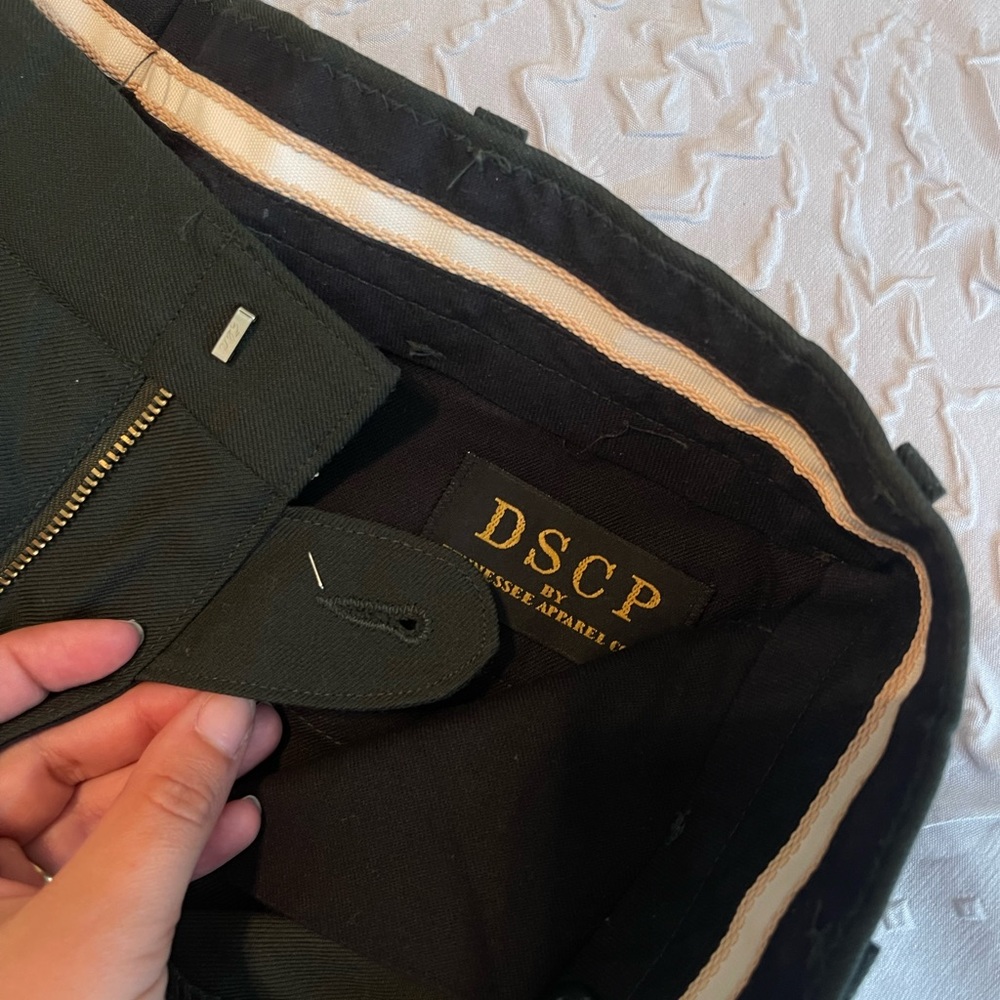 Green tailored pants